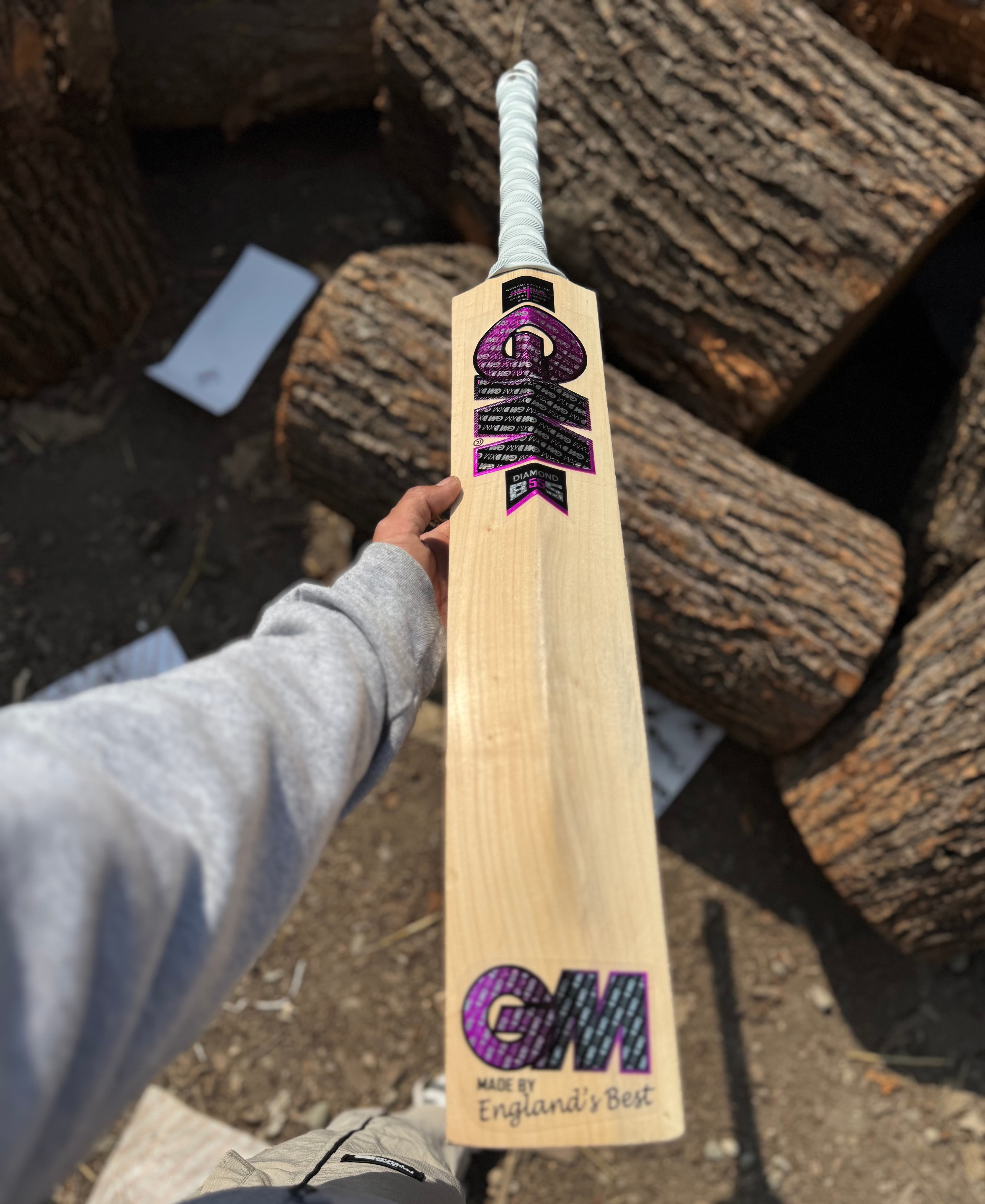 GM Player's Grade Kashmir Willow Cricket Bat